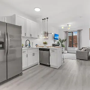 https://luxe-1-bedroom-apt-ewr-prudential-center.us-newyorkcity.com