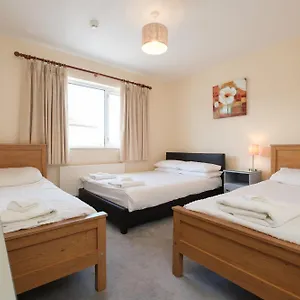 Four Seasons 3*, Galway Irsko